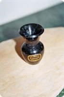 Schneeglöckchen-Vase aus Serpentin, Höhe 6 cm